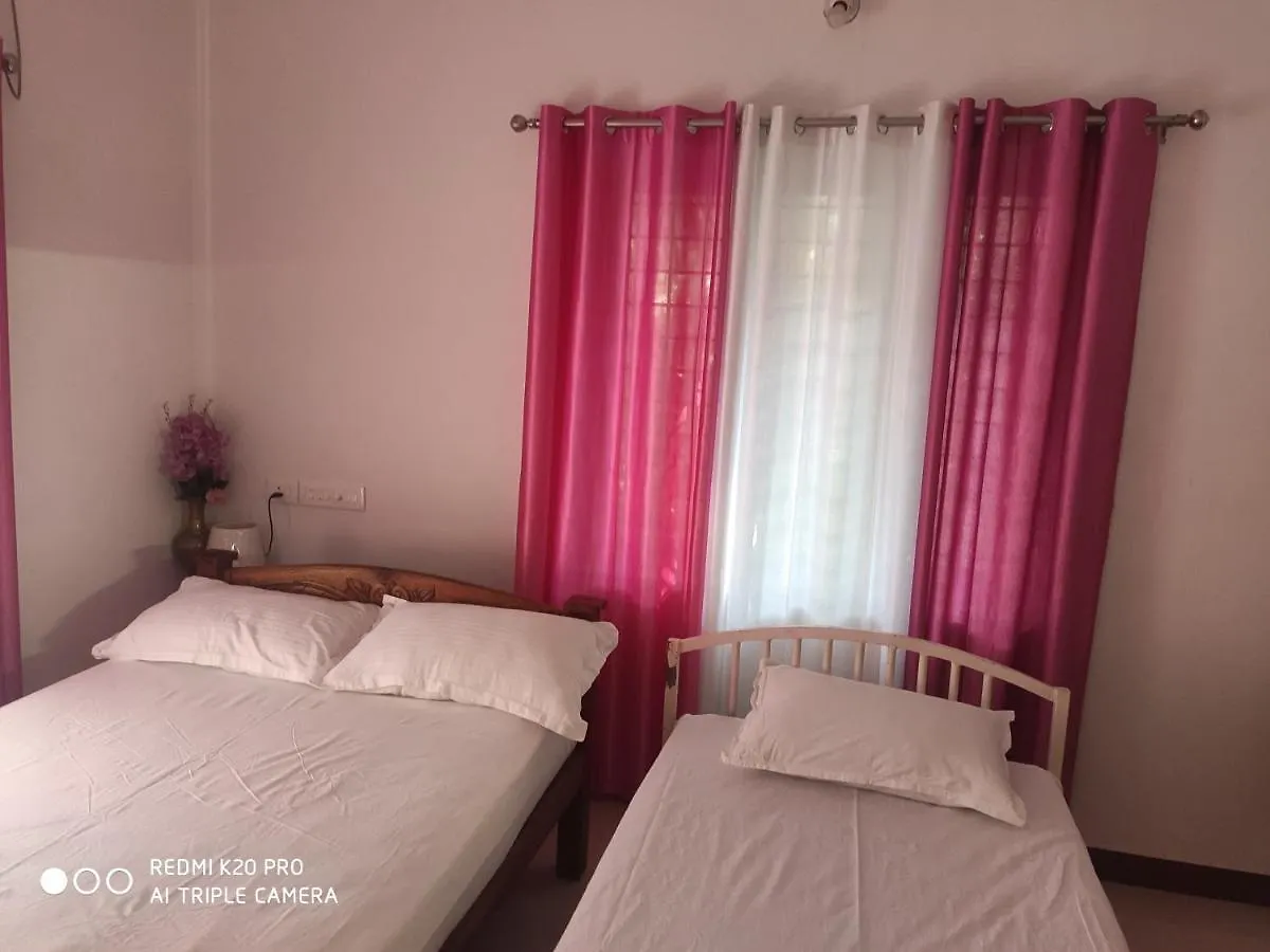 Takashi Homestay North Paravur Near Muziris 0*,  הודו